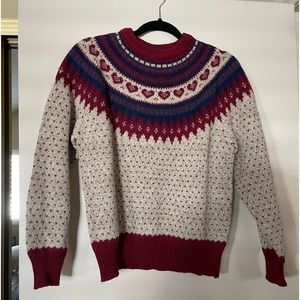 Urban Renewal Vintage Fair Isle Sweater Color: Cream with design Size: S/M